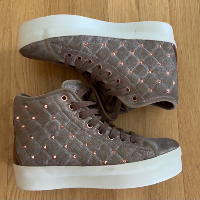 Alexander Smith London Euc Suede High Tops